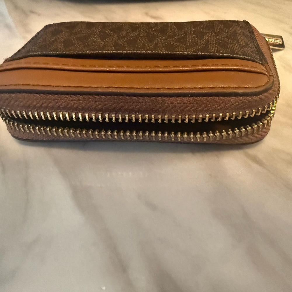 Michael Kors Gold and Brown Small Wallet - Picture 7 of 12